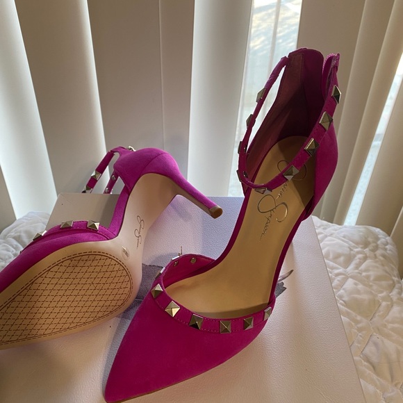 Jessica simpson - Picture 2 of 2